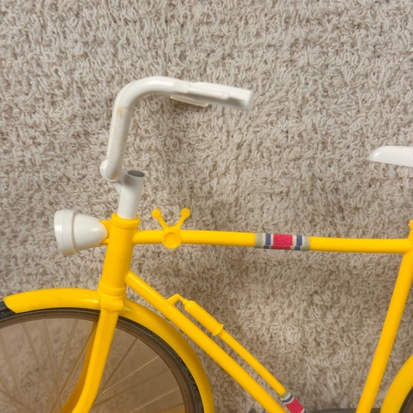 Vintage Mattel Barbie Yellow‎ 10 Speed Toy Bicycle #7777 Barbie Doll Accessory - Picture 3 of 11